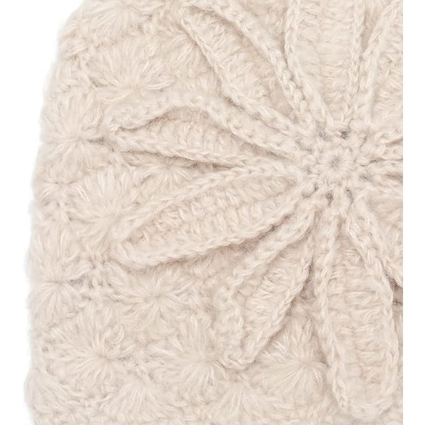 Vinterstrikket lue for kvinner, myk heklet lue med blomsterdetalj