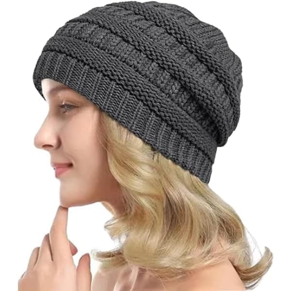 Varm stickad vintermössa med satin-foder, kabelstickad beanie, tjock slouchy skull cap för kvinnor (Grå)
