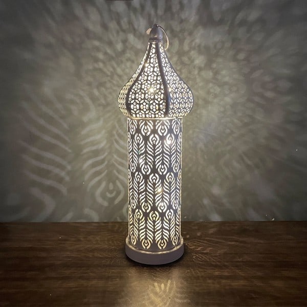 Marockansk Vit Ihålig LED Vindljus Järn Lykta Hem Sovrum Vardagsrum Atmosfär Dekorativ Lampa Ornament Liten Storlek 27,2cm Hög