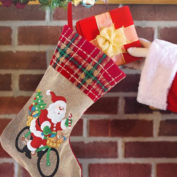Julstrumpor Diamantmålning Kits för Vuxna Nybörjare, 4 Pack Kamin Hängande Strumpor, DIY Strassmålning Julgransprydnader Snowman