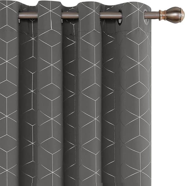 2-pakning lysegrå blendingsgardiner med maljer, termisk isolerende, kuldebeskyttende, sølvtrykte rombeformede gardiner til soverom 140x260cm