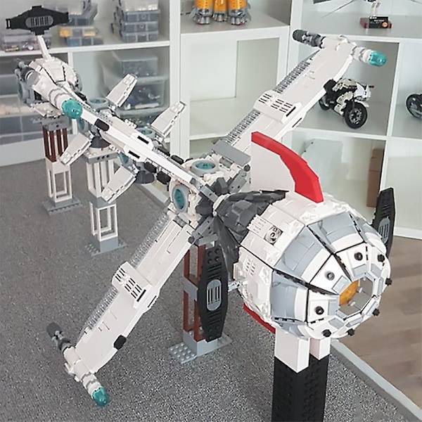 Moc Kaptajn Futured Comet Rumskib Byggeklodser Sæt Anime Højteknologisk Slagskib Mursten Model Samle Legetøj Børnegaver 261PCS