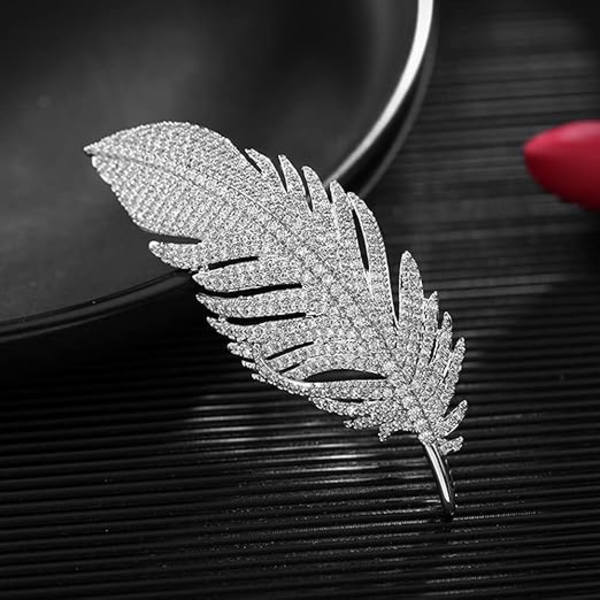 Rhinestone Feather Brosch Pin för Kvinnor Män Mode Kristall Delikat Blad Broscher Kavajslag Pins