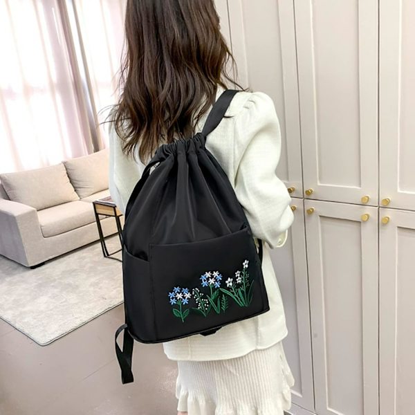 Foldbar Weekendbag med Trekkstreng for Kvinner - Broderte Estetiske Ryggsekker - Treningsbag med Tørr/Vått Separasjon