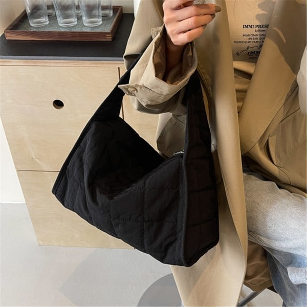 Pålitelig Vattert Puffer Bag Dame Håndveske skulderveske for forskjellige behov Beige