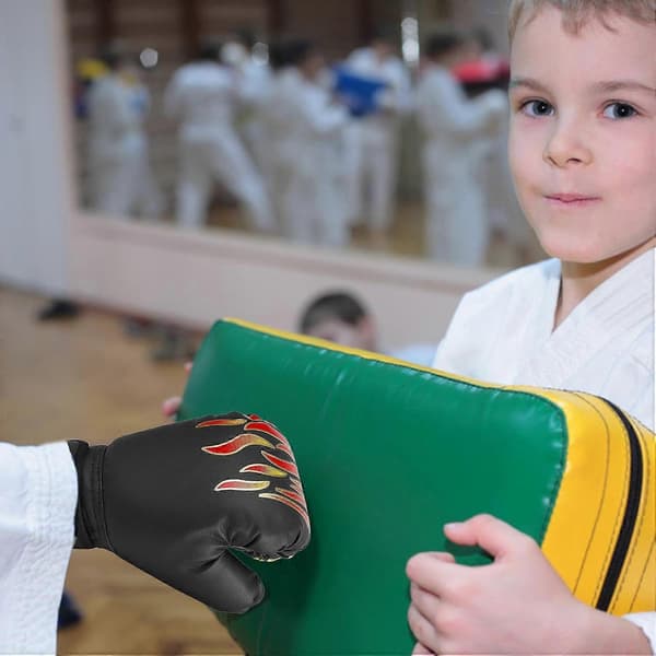 Børneboksehandsker og træningshandsker til kickboxing, sort