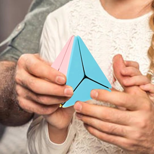 Pyramid Speed Cube - ABS-materiaalista valmistettu Pyraminx ilman tarroja | Kannustaa oppimaan taikakuution | Sujuva pyörivä palapeli | Visuaalisesti miellyttävä palapelilelu darts