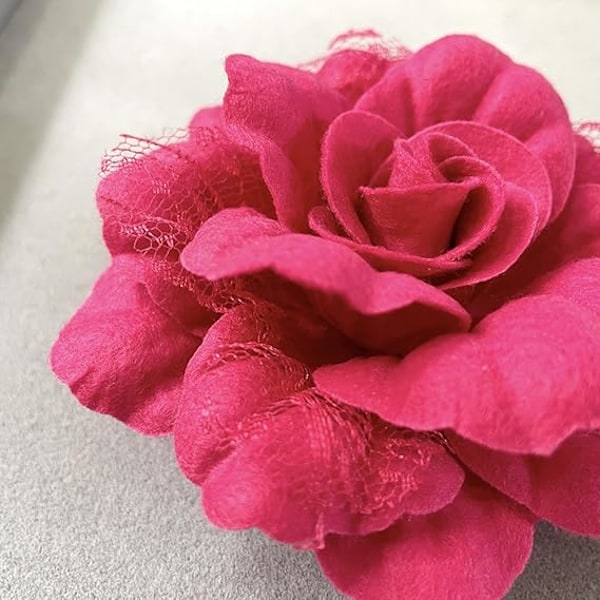 Kameliablom Broscher Kavaljersnålar Spetsblommor Brosch Klassisk för Bröllopsfest Dans Bankett för Kvinnor Damer Elegant Rose red
