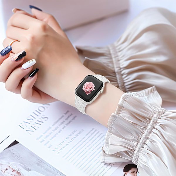 Gravert Rem for Apple Watch-reimer, iwatch-reim Kvinner, Myk Silikon Rose Blomstermønster Bånd for iWatch Series-reim Black/White 38/40/41mm
