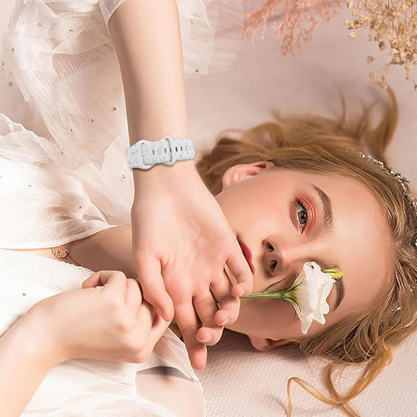 Gravert Rem for Apple Watch-reimer, iwatch-reim Kvinner, Myk Silikon Rose Blomstermønster Bånd for iWatch Series-reim Black/White 38/40/41mm