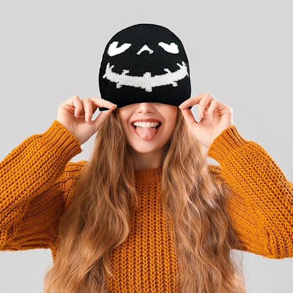 2 stk. Halloween Beanie Huer til Voksne - Græskar Ansigt Strikket Hat - Sjove Thanksgiving Halloween Dekoration Tilbehør