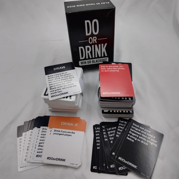 Do or Drink - Drikkespillkort for voksne - Morsomme spill for spillkvelder og fester, bursdagsgave og utdrikningslagspill