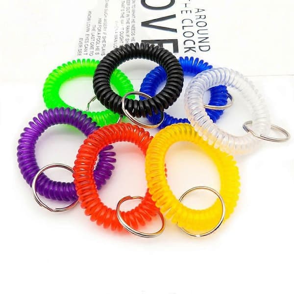 Flerfärgad Stretch Plast Spiral Armband Ringar för ID-bricka Utomhus