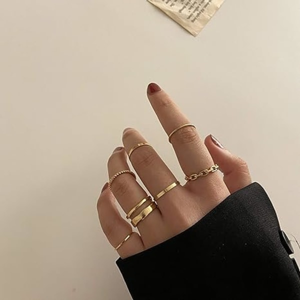 7 kpl Kultainen Nivelrengassarja Naisille Tytöille Käärmeketju Napsurengas Vintage Renkaat Sekakoko Gold