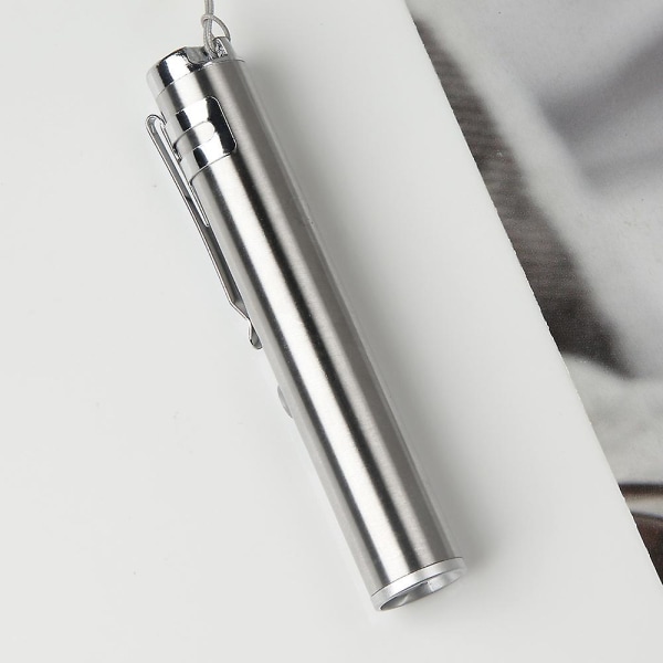 Mini Bärbar Liten Pennhållare Led Vattentät Mini Nyckelring Lampa USB Uppladdningsbar Mini Dropship (silverfärgad) (1st)