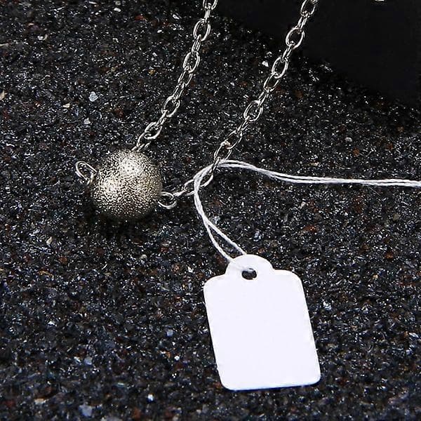 100-pack pappersetiketter / prislappar med snöre Vit 2.4 x 1.4 cm