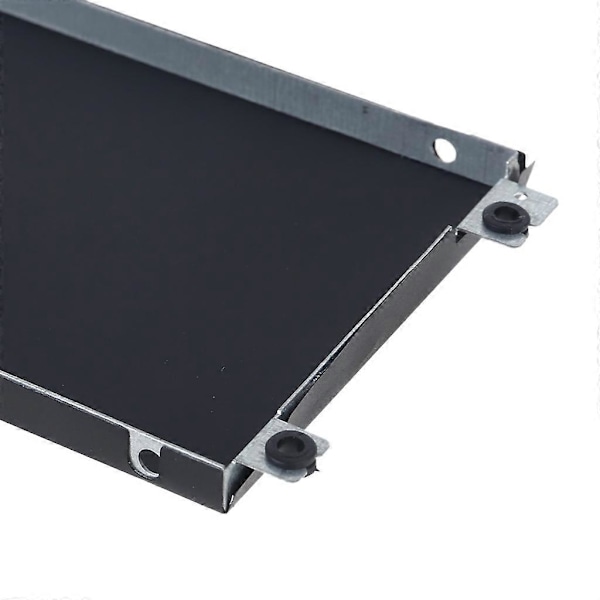 SATA HDD -kiintolevyliittimen kaapelin vaihto DELL Latitude E5580 -malliin