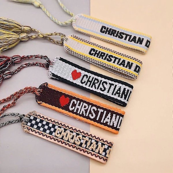 2022 Nytt Flätat Armband Justerbart Rep För Kvinnor Vävt Armband Bokstav Broderi Tofs Vänskap Kärleksarmband Gåva