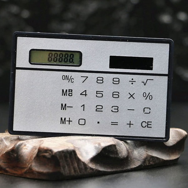 Ultratunn power Bärbar Mini Slim Solar Power Pocket Calculator för skola hem och kontor (silver) 1st