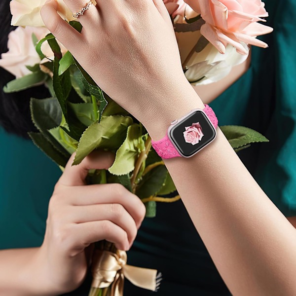 Graveret rem til Apple Watch remme iwatch rem Kvinder, Blød Silikon Rose Blomstermønster Bånd til iWatch Serie Rem Barbie Pink/Starlight 42/44/45mm