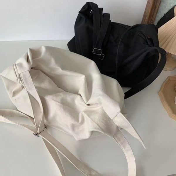 Axelväskor Messenger Bag VIT vit white