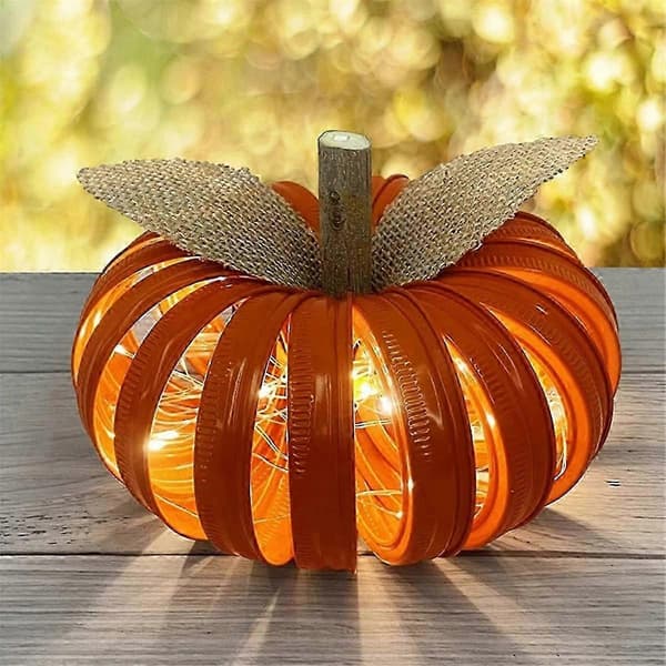 Lysande Pumpadekoration med LED-lykta för Halloween - Festlig Jack-o'-Lantern Heminredning