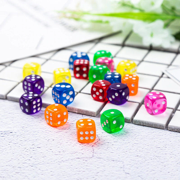 12 st tärningar för spel, 6 färger, flerfärgade