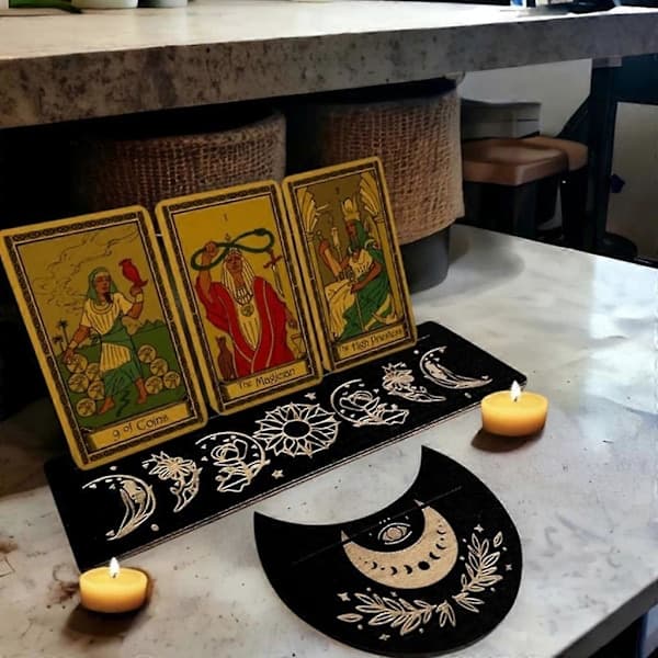 Trædisplay til Tarotkort med Månemotiv - Alterdekoration til Wicca Black 3