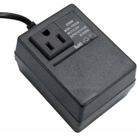 220V till 110V transformator, 200W, med europeisk kontakt, för reducerad spänning.