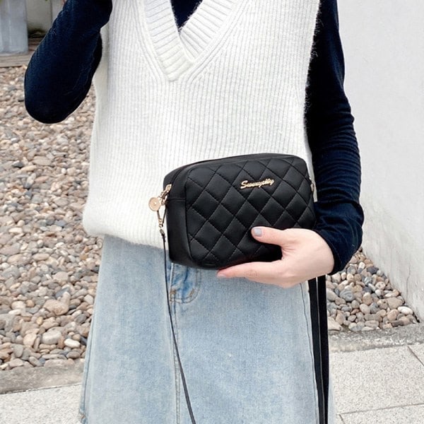 Muodikkaat rennot crossbody-laukut naisille, ylellinen tupsu White