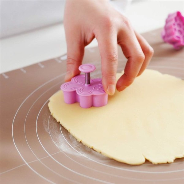 32 kpl evästeleikkurisarja jousella, leivonnaisten ja fondanttien leikkaamiseen, keksimuotteja DIY-leivontaan, kakkujen ja leivonnaisten koristeluun