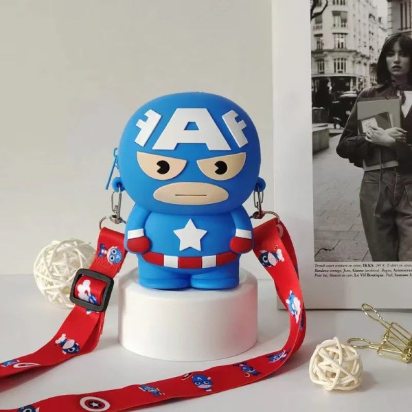 Anime The Avengers Marvel Cartoon Cute Spider Man Trendig Cool Trading Card-väska Iron Man Justerbar rem Crossbody-väska för barn Steve Rogers Steve Rogers