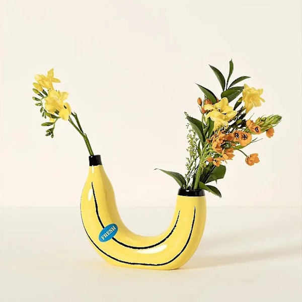 Bananvas Eklektisk Unik Banan Resin Vas I Gul - Perfekt För Blomsterarrangemang Och Heminredning