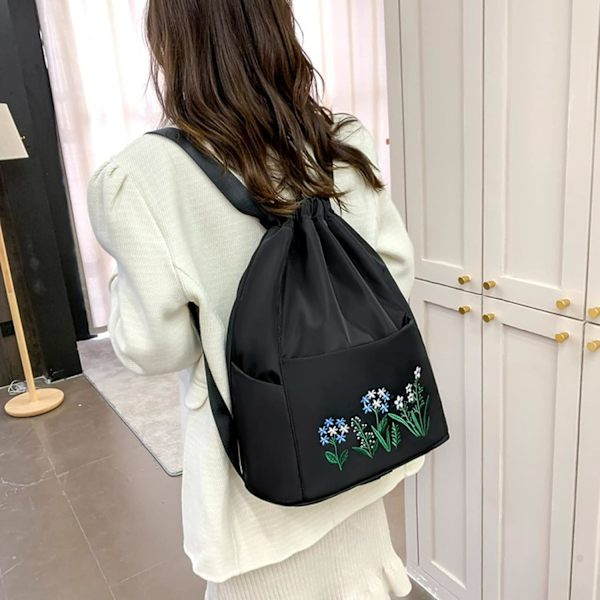 Foldbar Weekendbag med Trekkstreng for Kvinner - Broderte Estetiske Ryggsekker - Treningsbag med Tørr/Vått Separasjon