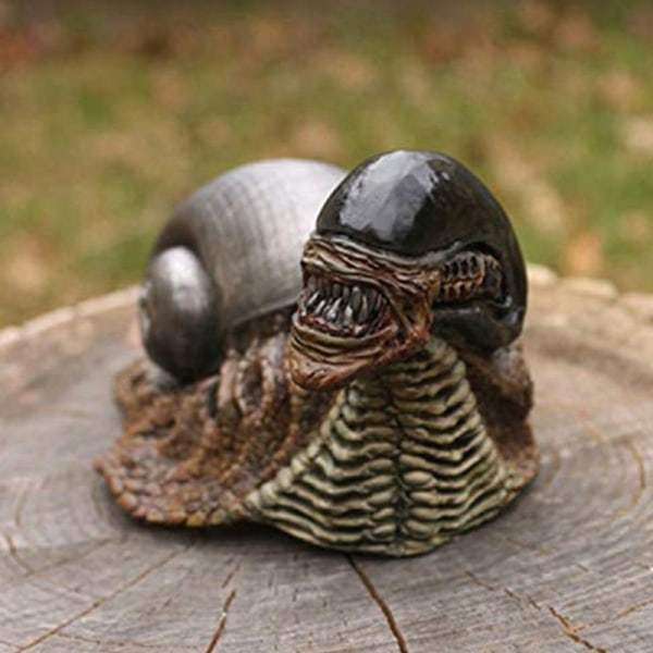 Aliens Snigel Staty Figur Statyer Modell Dock Collection F?delsedagspresenter L?ng Tr?dg?rd Heminredning Hartsdekorationer