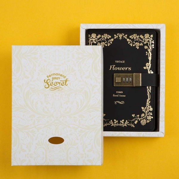 Journal med lås, varmfoliestämpling, präglad design