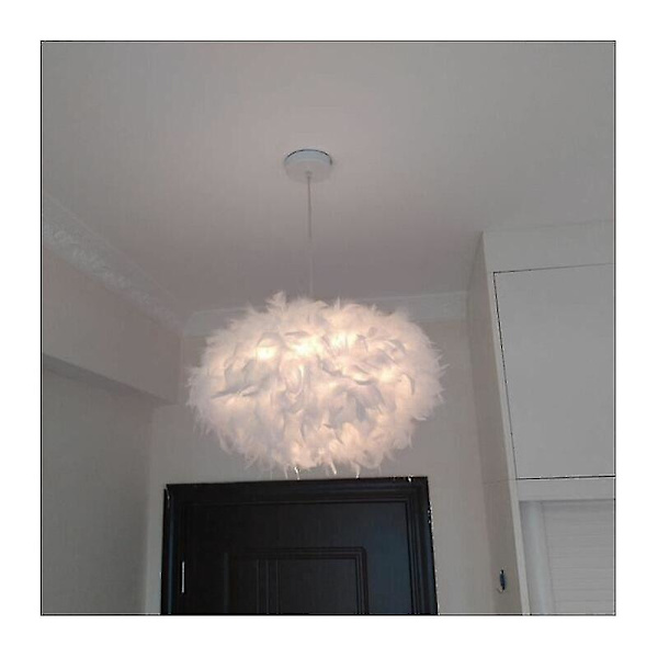 Vit fjäderljuskrona E27 40w diameter 45cm_tfrf