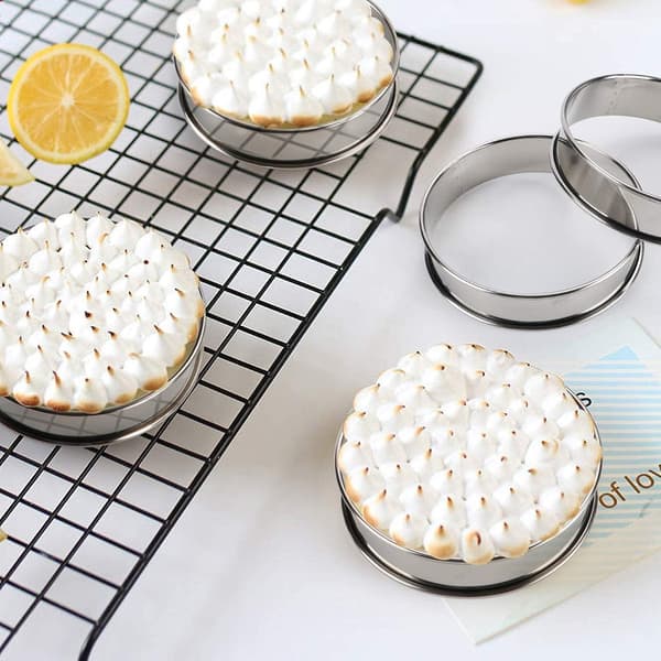 Muffinsringe sæt med 6 - 8,5x2,5 cm - Rustfrit stål - Non-stick - Til muffins, scones, mousse, bagværk - Sølv