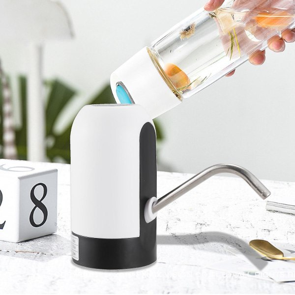 Vattenflaskpump, USB laddning Automatisk dricksvattenpump Bärbar sähköinen vattendispenser Wat Musta valkoinen ei mitään