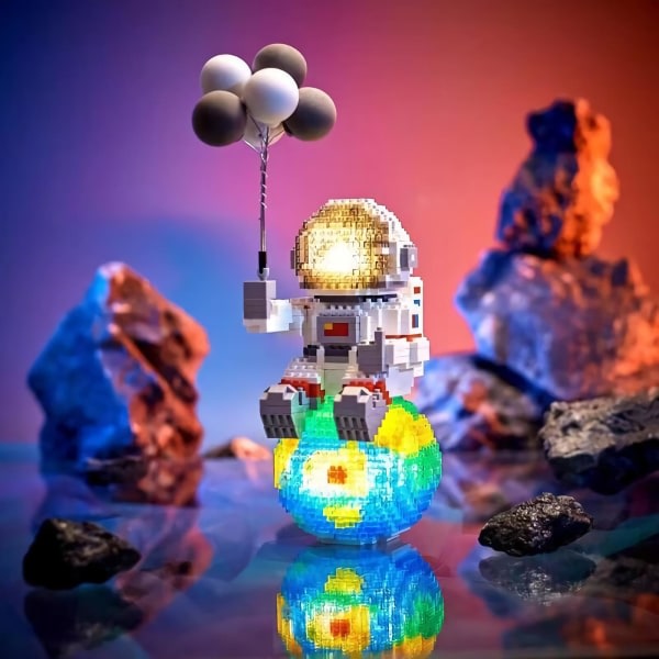 CDQ Space Micro Building Blocks Spaceman Figures Astronaut med Display Box LED-ljus Diamond Mini Brick Leksaker for barn Presenter