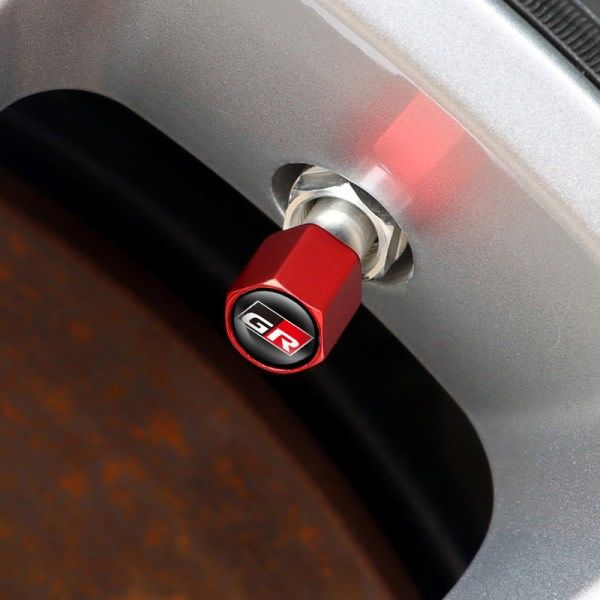 4 kpl Toyota GR -logolla varustettua auton venttiilihattua - hopea, metallinen venttiililukko