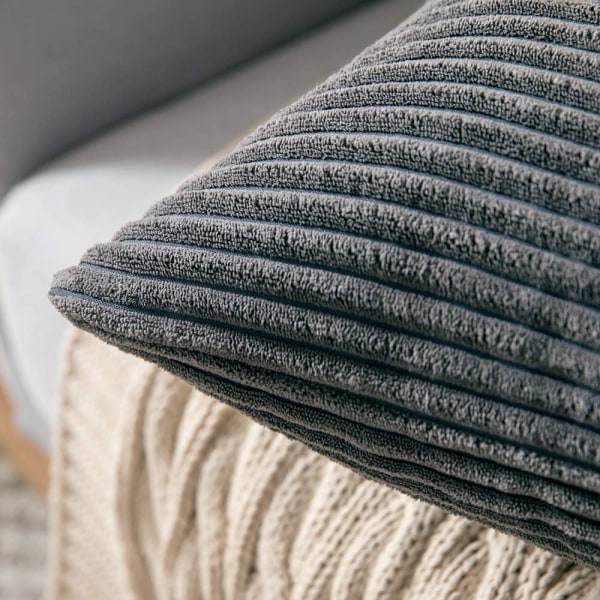 Pakke med 2 Manchester Mjuk Soild Dekorativt firkantet putetrekk Sett Putetrekk Putevar for sofa soverom bil 24 x 24 tommer Grå