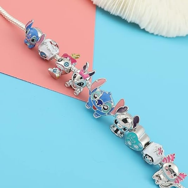 Dekorative Anime Håndlavet Charm Armbånd Smykker - Sød Tegnefilm Fan Armbånd Elsker Inspirerende Gave Smykker Gave til Kvinder Piger