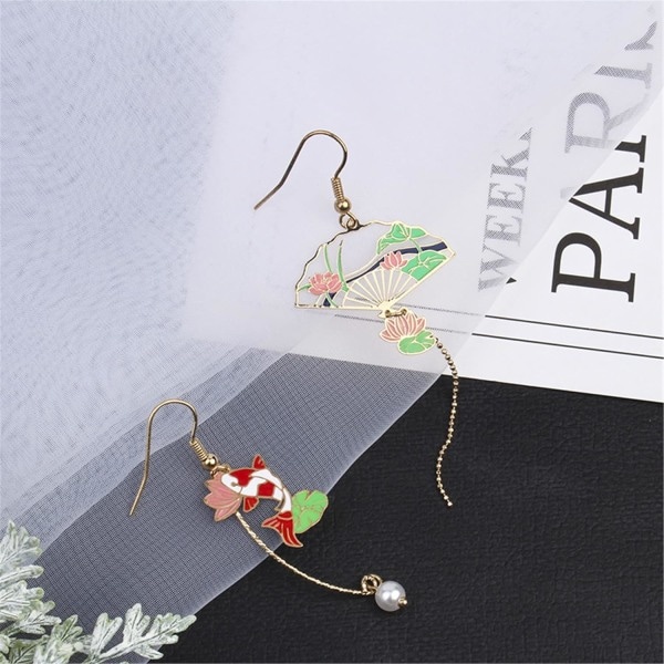 Asymmetriska Fläktörhängen Sektor Drop Earrings Små Fläkt Dingle Örhängen Söta Retro Etniska Pretty Stud örhängen