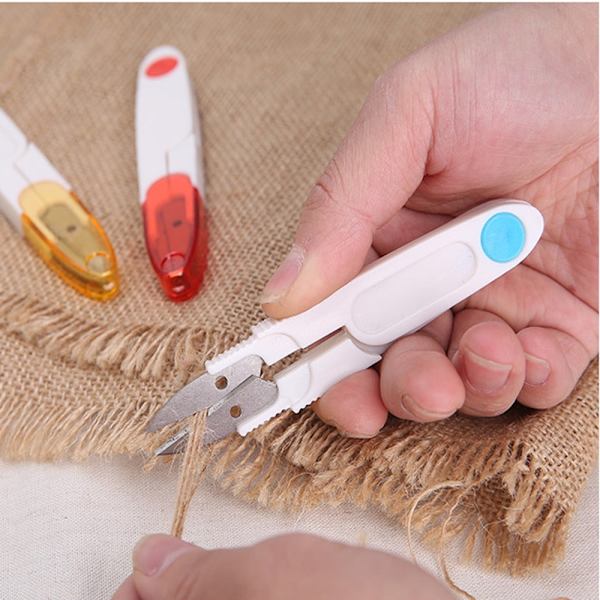 Hjemme Mini Korssting Broderi Klipp Klipp Tråd Kutter Saks + Sikker Deksel