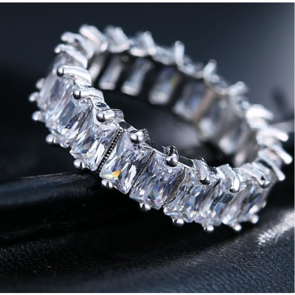 CDQ Zirkonring Cubic Zirconia Stapelbar Eternity Band Ring$Guld Platinum White Zirconium