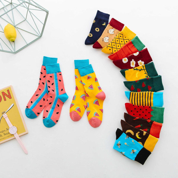 Unisex strømper Fruktmønster Mid Tube bomuldsstrømper sjove farvede hyggelige strømper red radish zdq