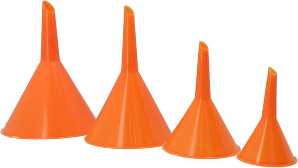 Set med 4 Plasttrattar för Vätskor - Olika Storlekar