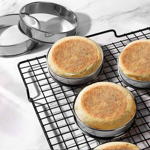 Muffinsringe sæt med 6 - 8,5x2,5 cm - Rustfrit stål - Non-stick - Til muffins, scones, mousse, bagværk - Sølv