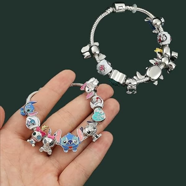 Prydnad Anime Häftad Berlock Armband Smycken - Rolig Tecknad Film Fan Armband Lover Inspirerende present Smycken Present for women Flickor